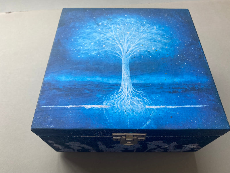 4 Compartment Tea / Jewellery / Trinket Box by Monika Maksym featuring Artwork by Mark Duffin (MM65)