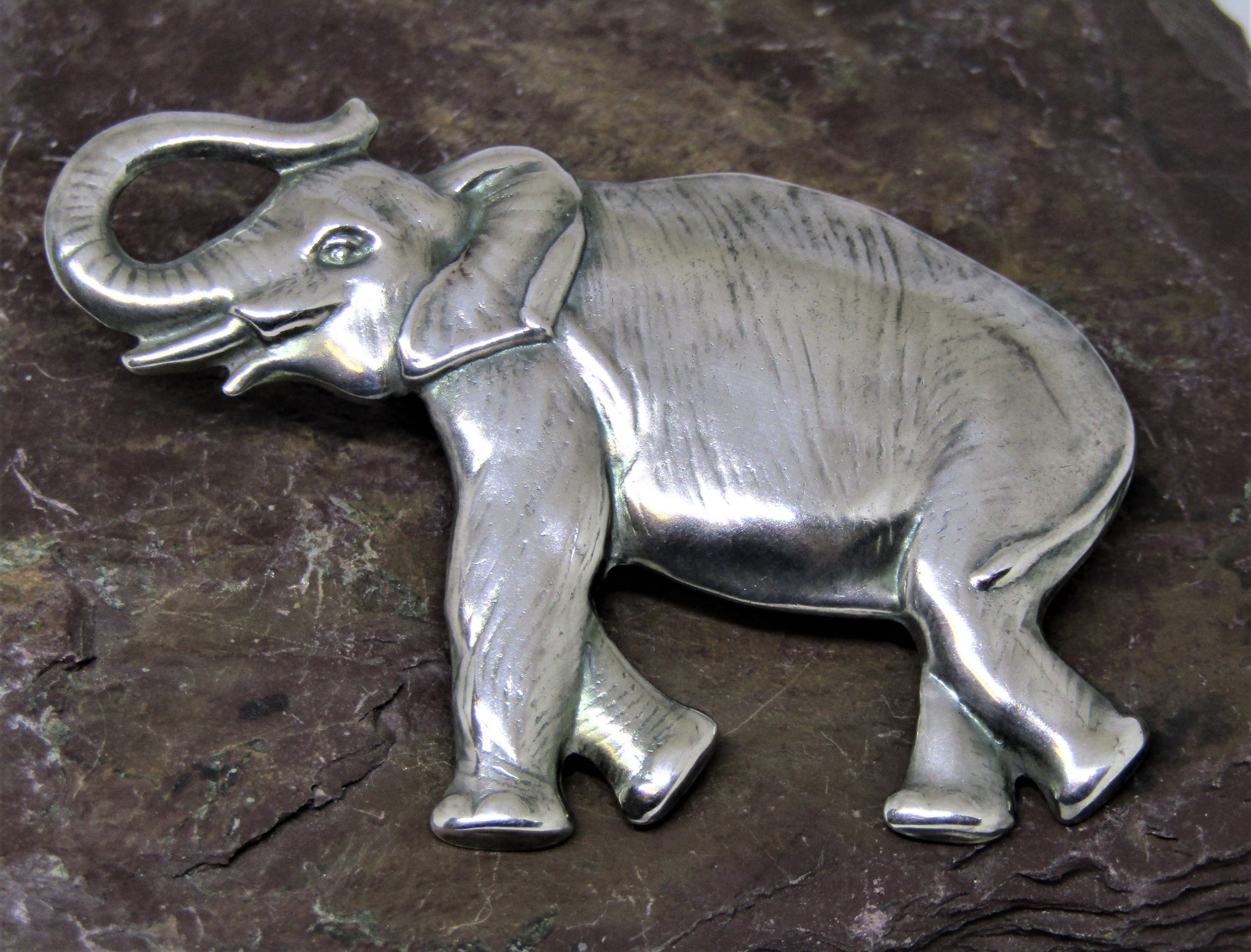 Elephant deals brooch vintage